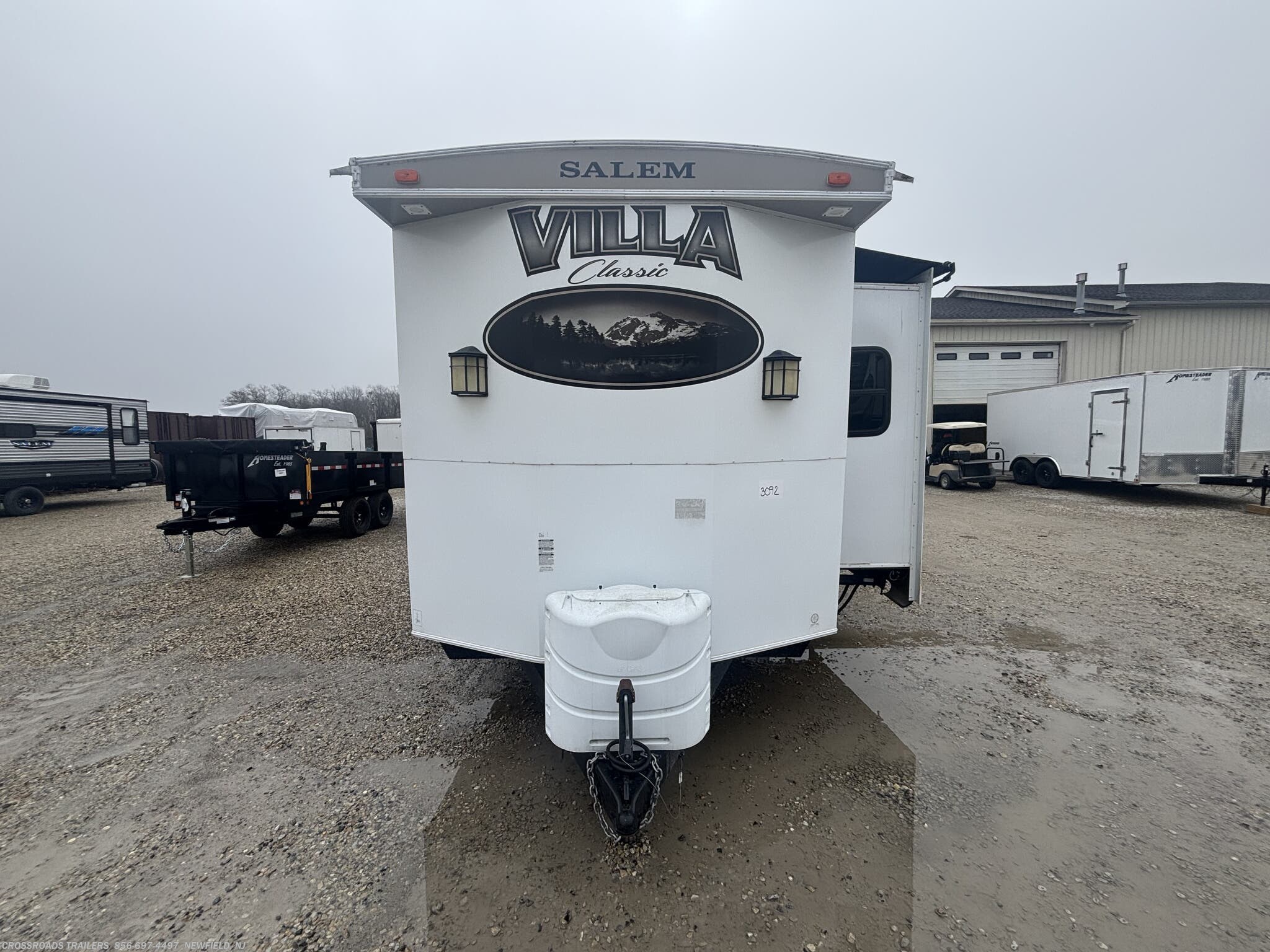 2015 Forest River Salem Villa 402QBQ - Used Destination Trailer For Sale by Crossroads Trailer Sales, Inc. in Newfield, New Jersey features Bath & 1/2, Furnace, CO Detector, Microwave, TV