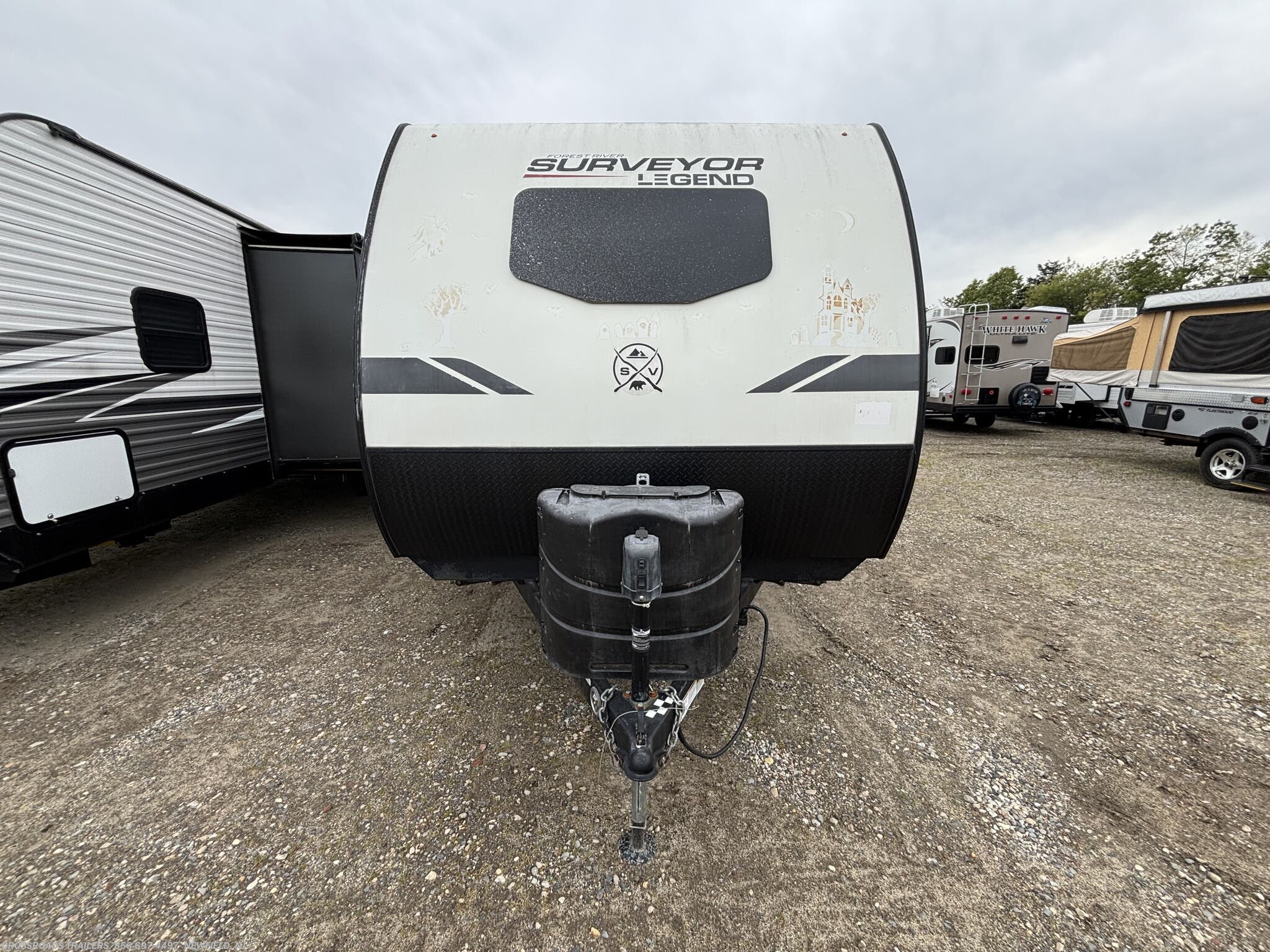2022 Forest River Surveyor Legend 252RBLE - Used Travel Trailer For Sale by Crossroads Trailer Sales, Inc. in Newfield, New Jersey features Dinette, Murphy Bed, Pantry, Shower