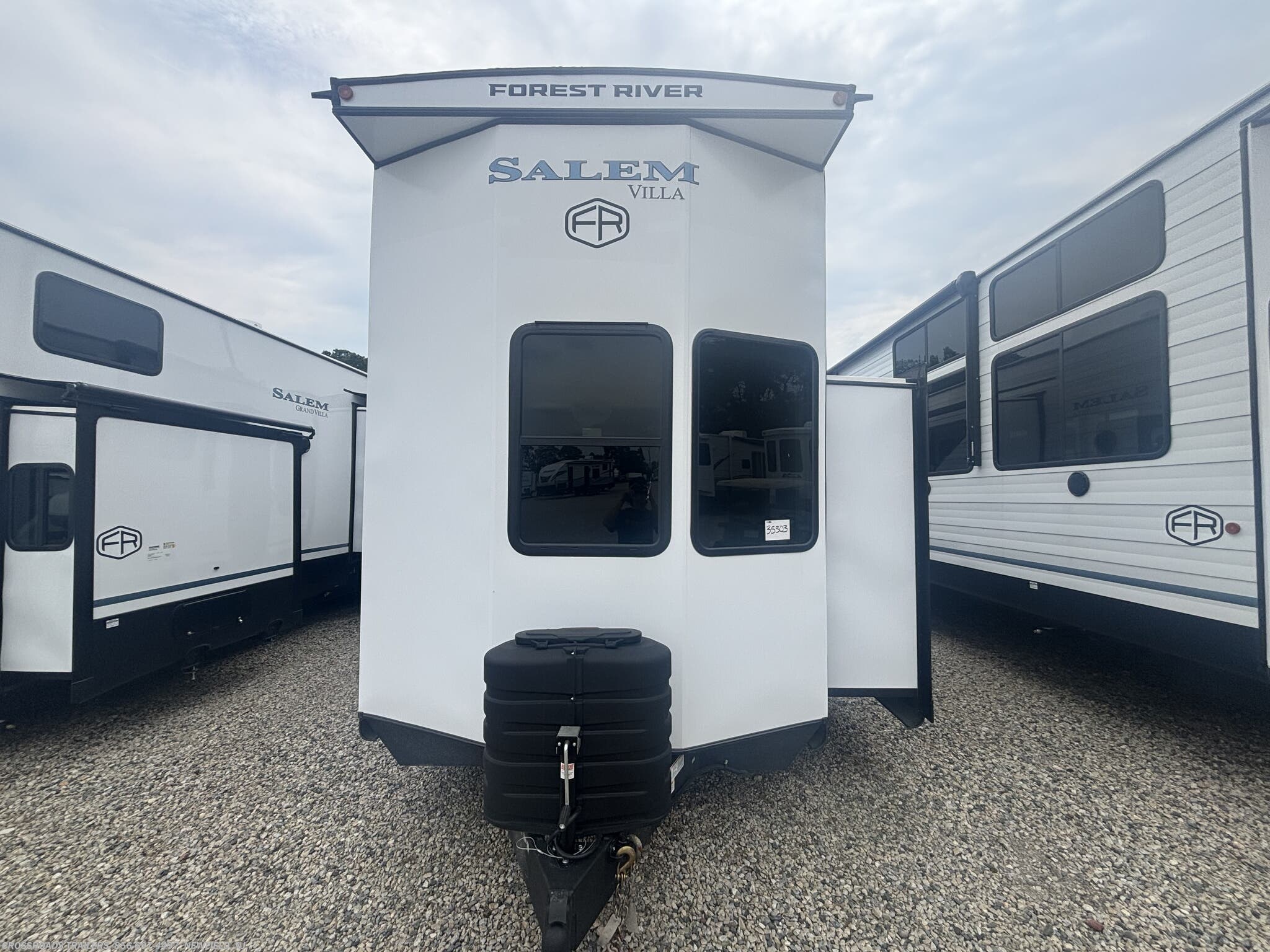 2026 Forest River Salem Villa 40ZZZ - New Destination Trailer For Sale by Crossroads Trailer Sales, Inc. in Newfield, New Jersey features 50 Amp Service, Bunk Beds, Microwave, Awning, LP Detector