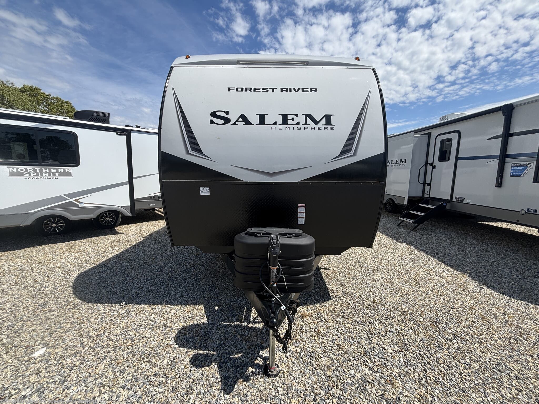 2026 Forest River Salem Hemisphere Hyper-Lyte 28RKHL - New Travel Trailer For Sale by Crossroads Trailer Sales, Inc. in Newfield, New Jersey features Solar Panel, Smoke Detector, Stove, 50 Amp Service, Awning
