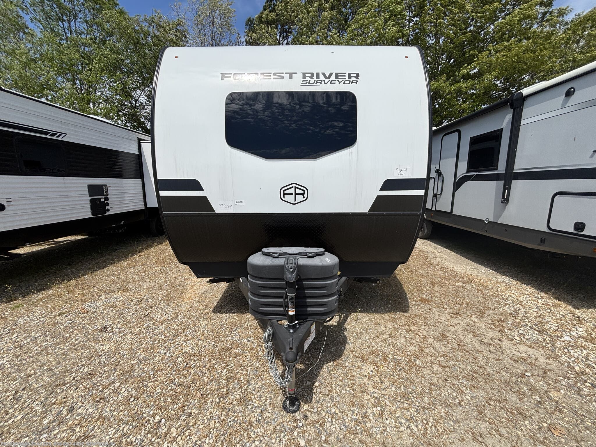 2025 Forest River Surveyor Legend 303BHI - Used Travel Trailer For Sale by Crossroads Trailer Sales, Inc. in Newfield, New Jersey features Power Awning, Bath & 1/2, CO Detector, Fire Extinguisher, Smoke Detector