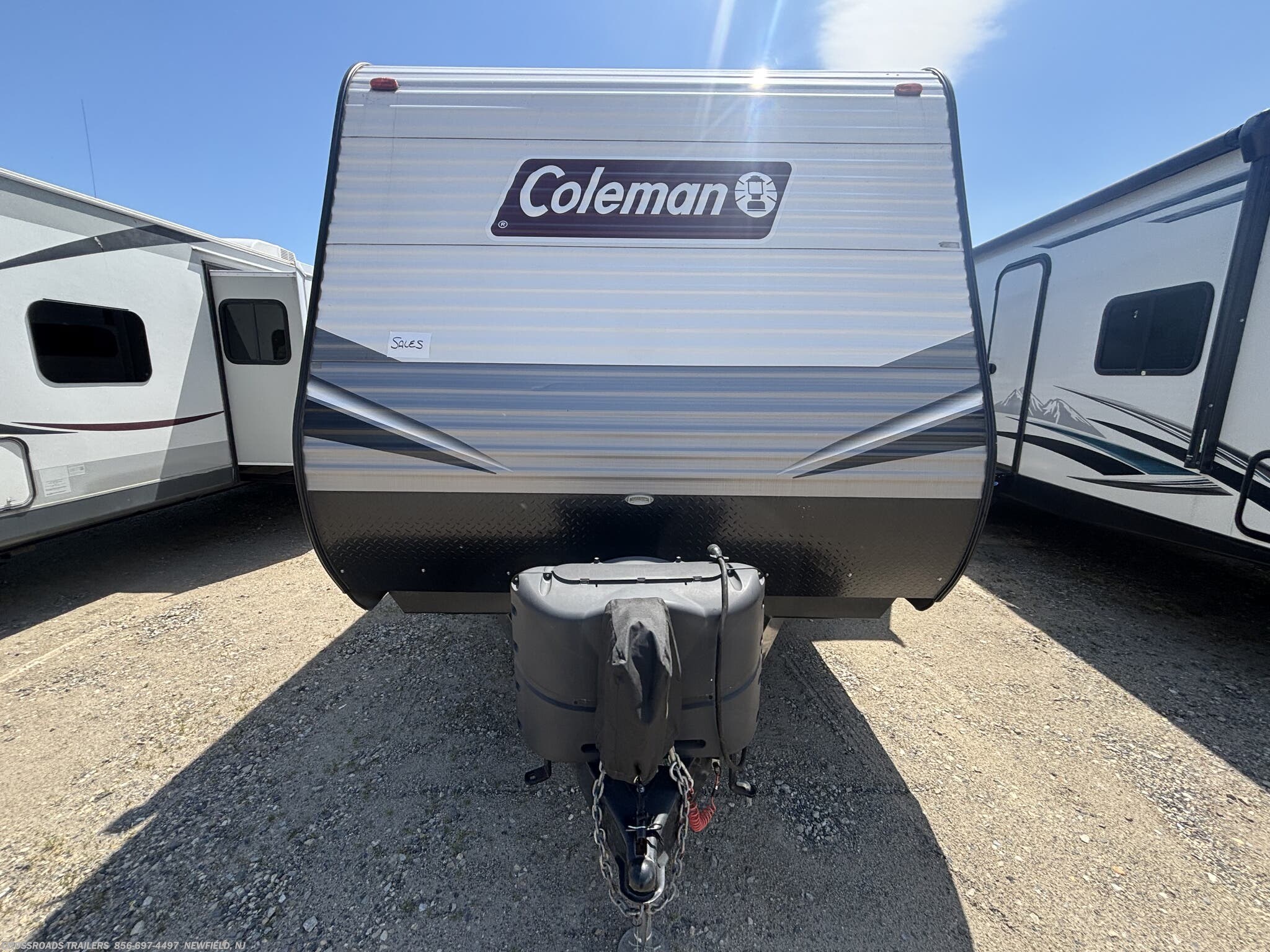 2021 Keystone Coleman Lantern 263BH - Used Travel Trailer For Sale by Crossroads Trailer Sales, Inc. in Newfield, New Jersey