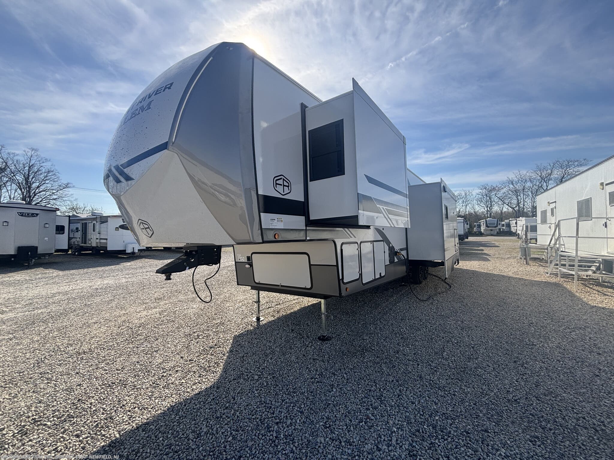 2026 Salem Hemisphere 376FAM by Forest River from Crossroads Trailer Sales, Inc. in Newfield, New Jersey