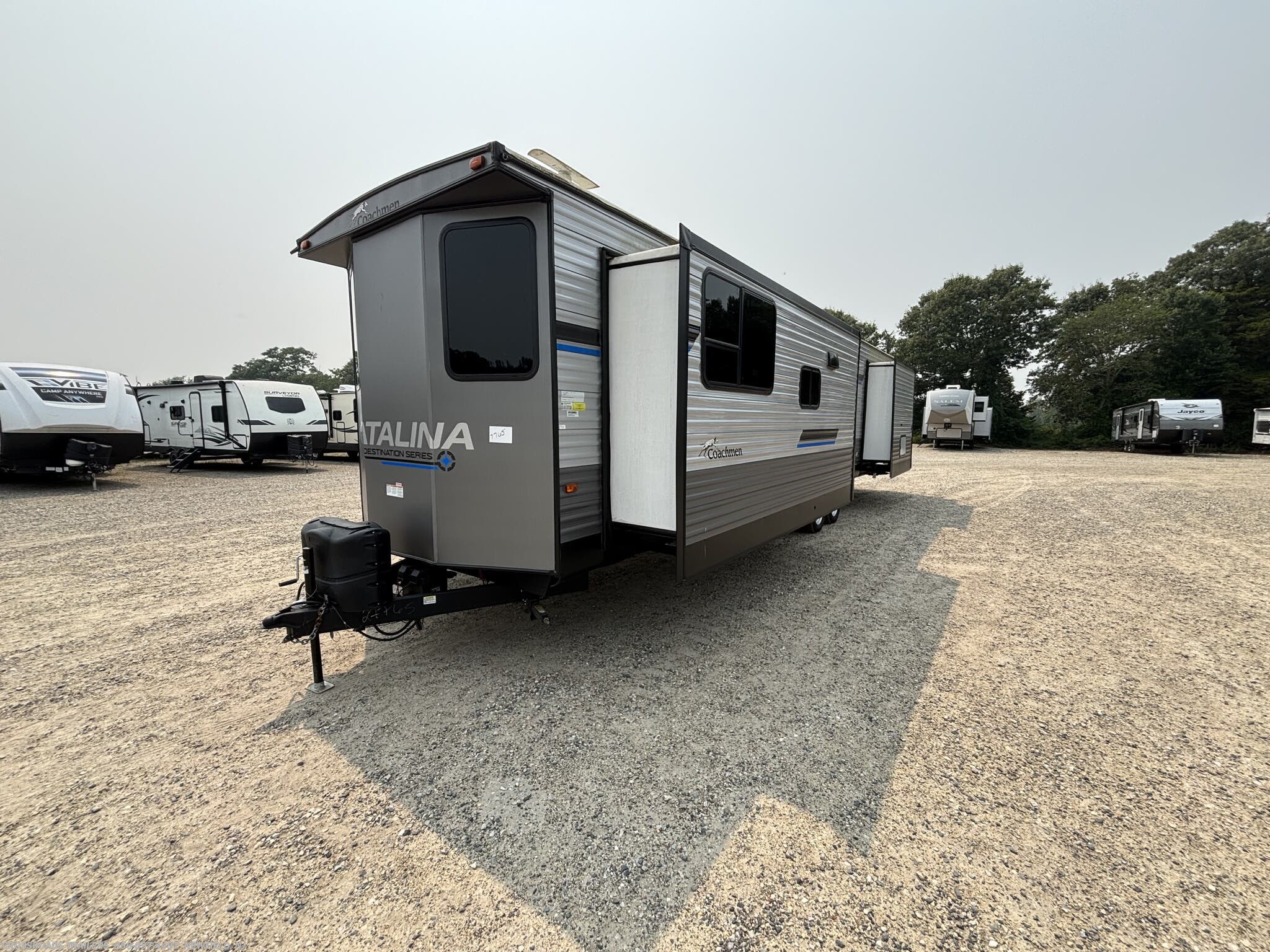 2023 Catalina Destination 39MKTS by Coachmen from Crossroads Trailer Sales, Inc. in Newfield, New Jersey