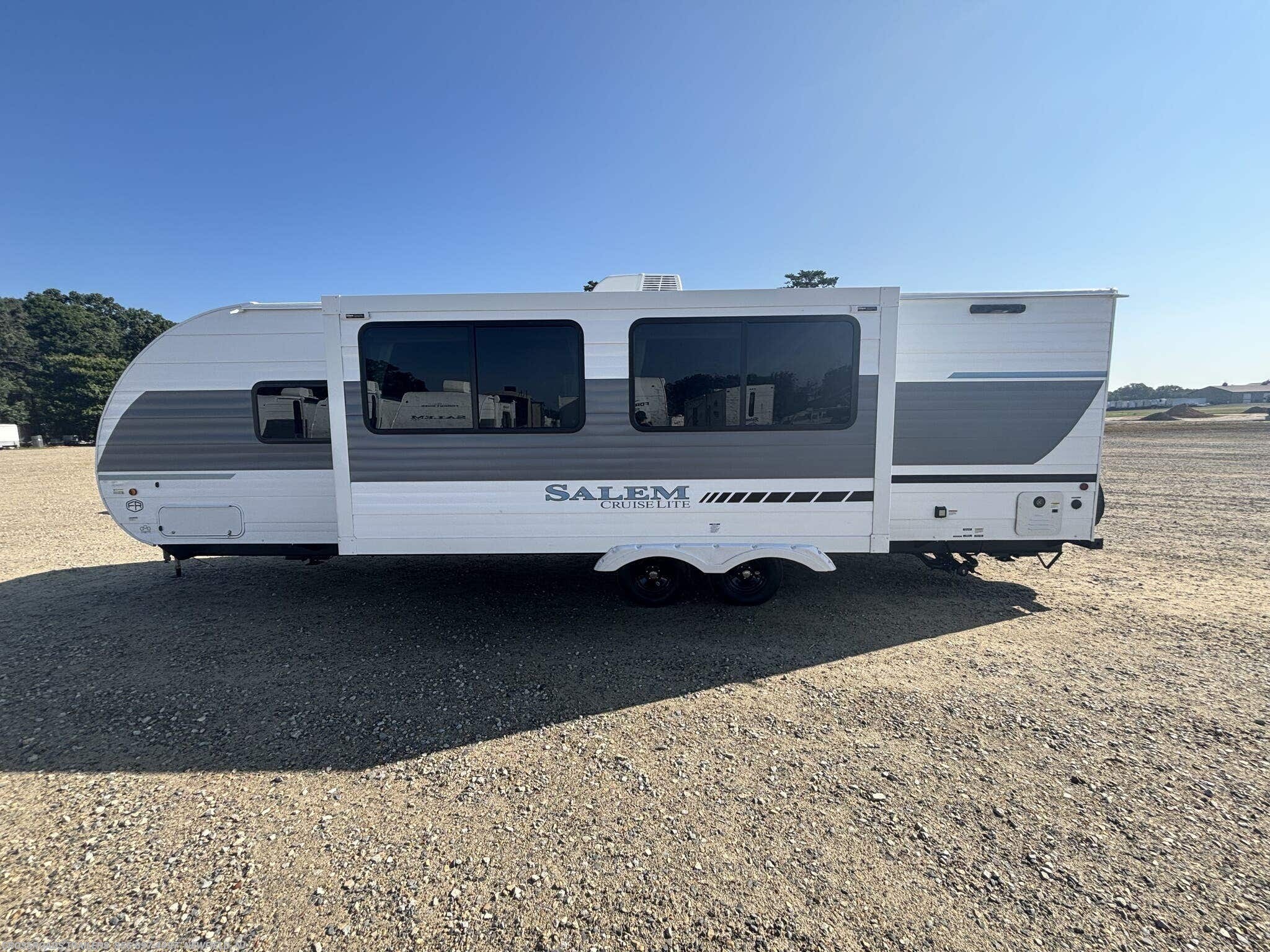New 2027 Forest River Salem Cruise Lite 263BHXL available in Newfield, New Jersey
