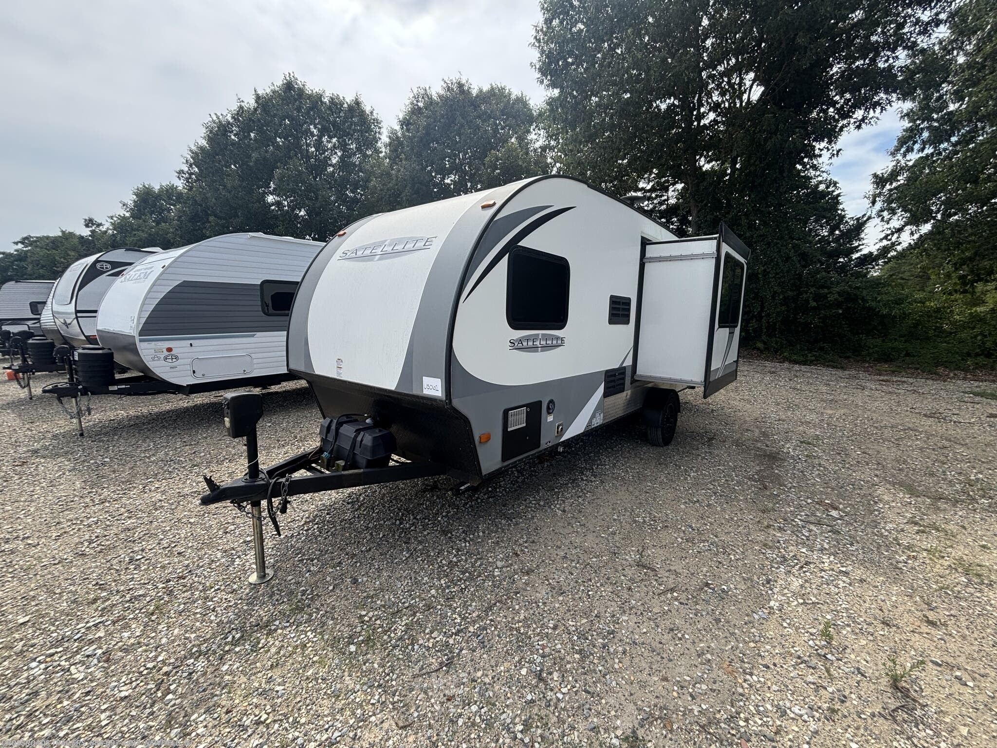 2018 Satellite 18MK by Starcraft from Crossroads Trailer Sales, Inc. in Newfield, New Jersey