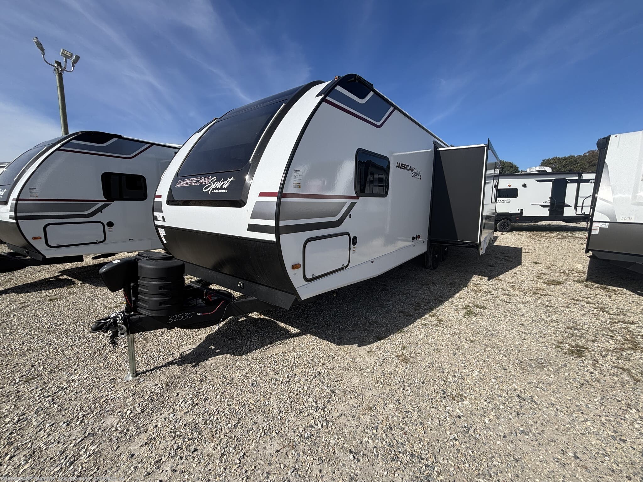 2027 American Spirit 3070BH by Coachmen from Crossroads Trailer Sales, Inc. in Newfield, New Jersey