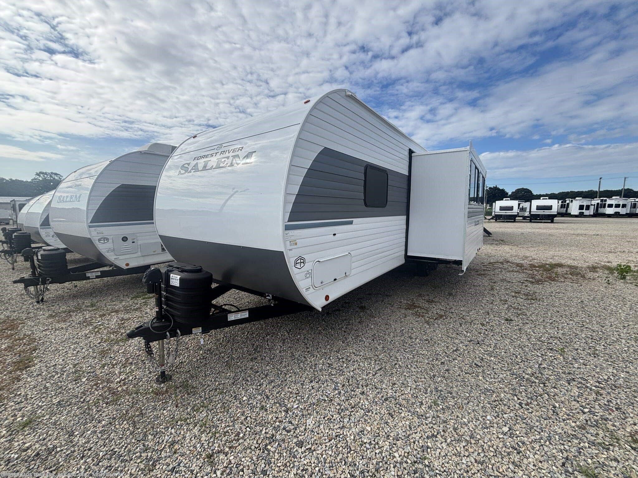 2027 Salem 26DBHD by Forest River from Crossroads Trailer Sales, Inc. in Newfield, New Jersey