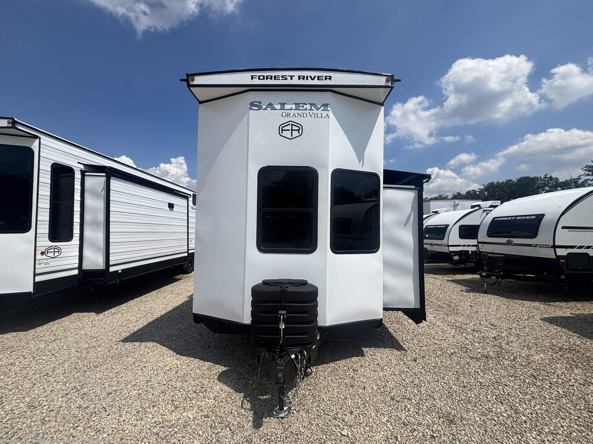 2027 Forest River Salem Grand Villa 42ICE - New Destination Trailer For Sale by Crossroads Trailer Sales, Inc. in Newfield, New Jersey features Water Heater, Roof Deck, PVC Roof, Microwave, Awning