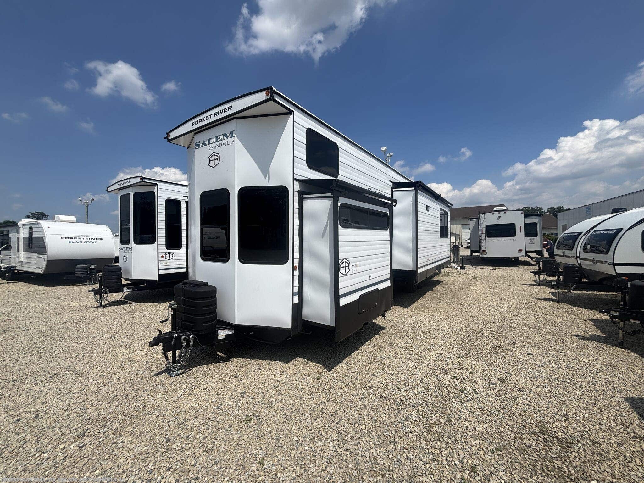 2027 Salem Grand Villa 42ICE by Forest River from Crossroads Trailer Sales, Inc. in Newfield, New Jersey