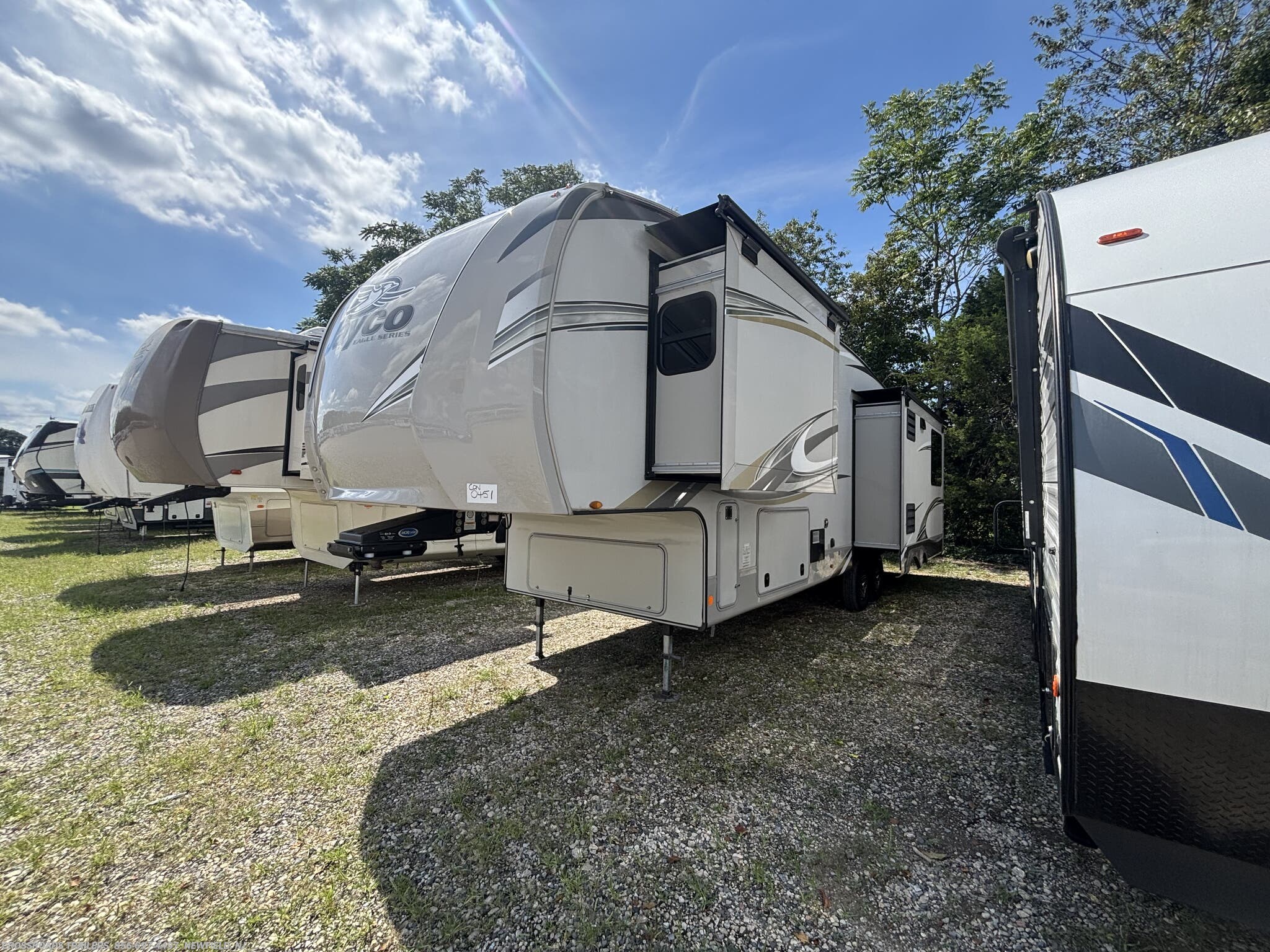 2020 Eagle 317RLOK by Jayco from Crossroads Trailer Sales, Inc. in Newfield, New Jersey