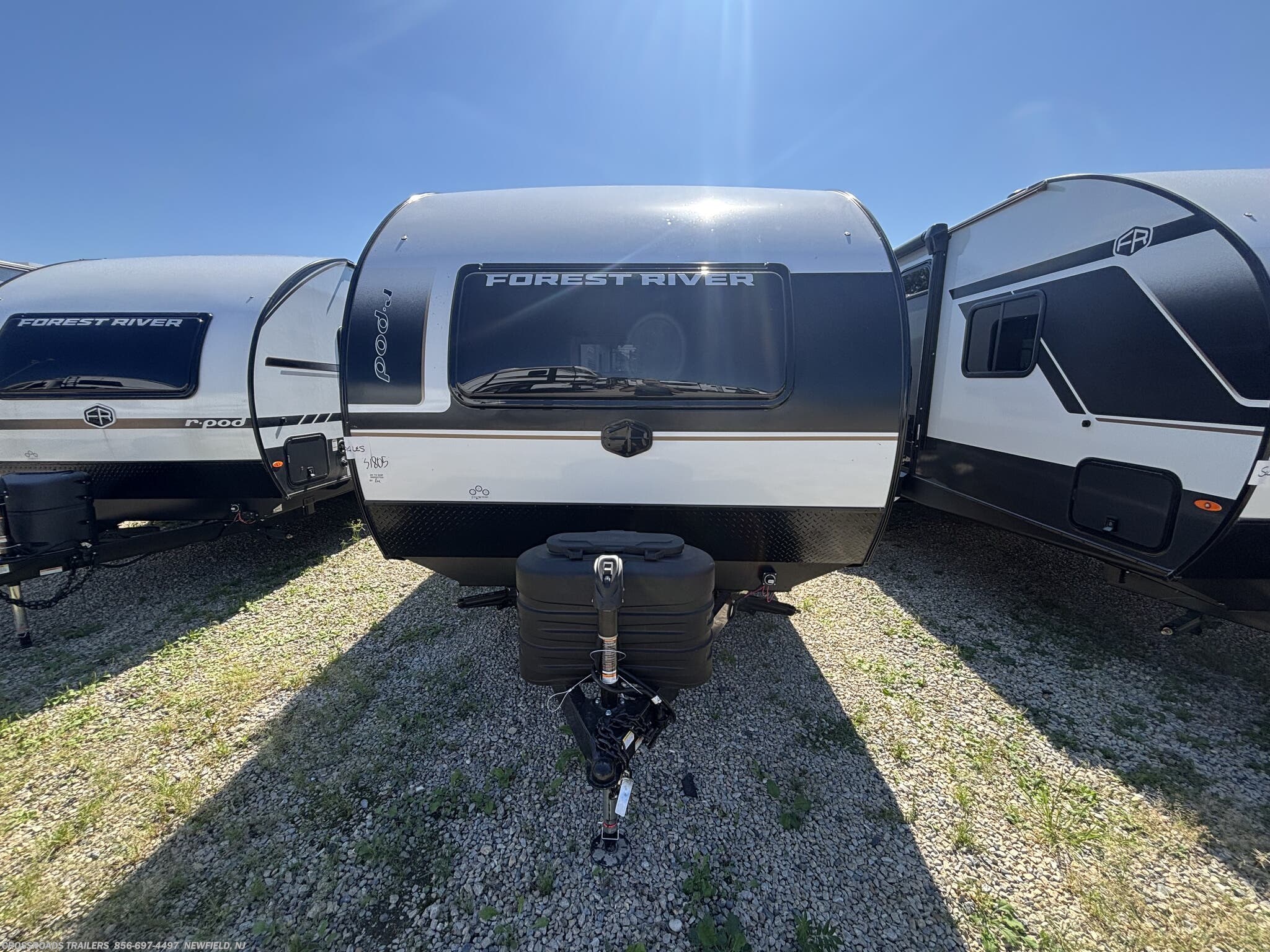 2027 Forest River R-Pod RP-205 - New Travel Trailer For Sale by Crossroads Trailer Sales, Inc. in Newfield, New Jersey features Inverter, Refrigerator, Slam Latch Baggage Doors, Microwave, Solar Panel