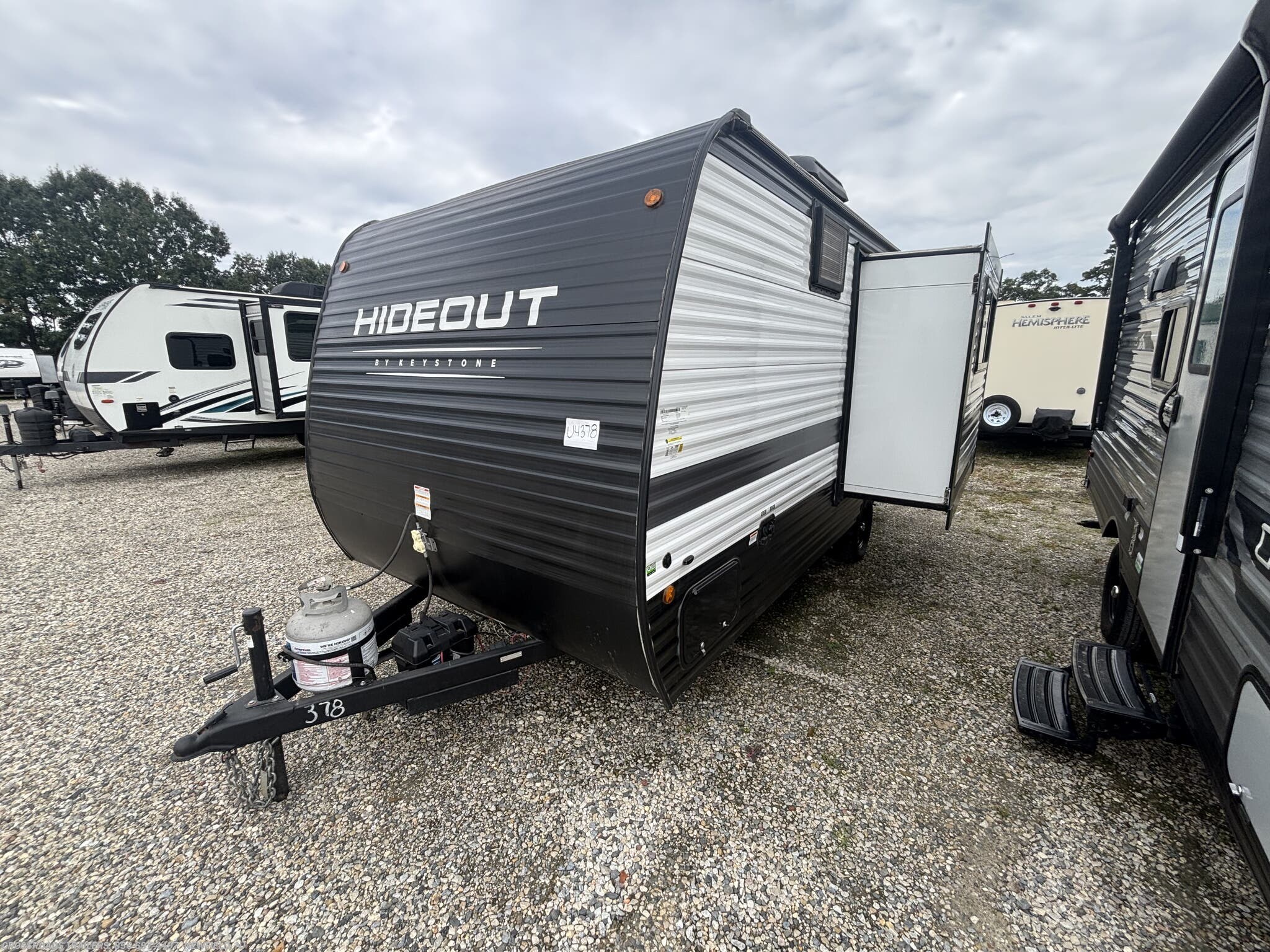 2024 Hideout Mini 179RB by Keystone from Crossroads Trailer Sales, Inc. in Newfield, New Jersey