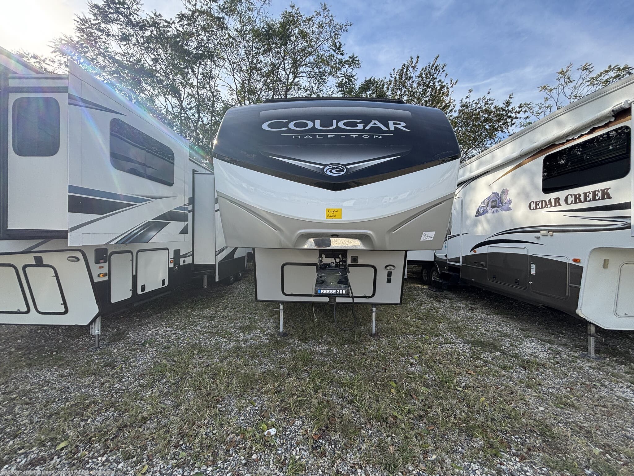 2021 Keystone Cougar Half-Ton 23MLS - Used Fifth Wheel For Sale by Crossroads Trailer Sales, Inc. in Newfield, New Jersey features Awning, Furnace, Hitch, Ladder, Shower