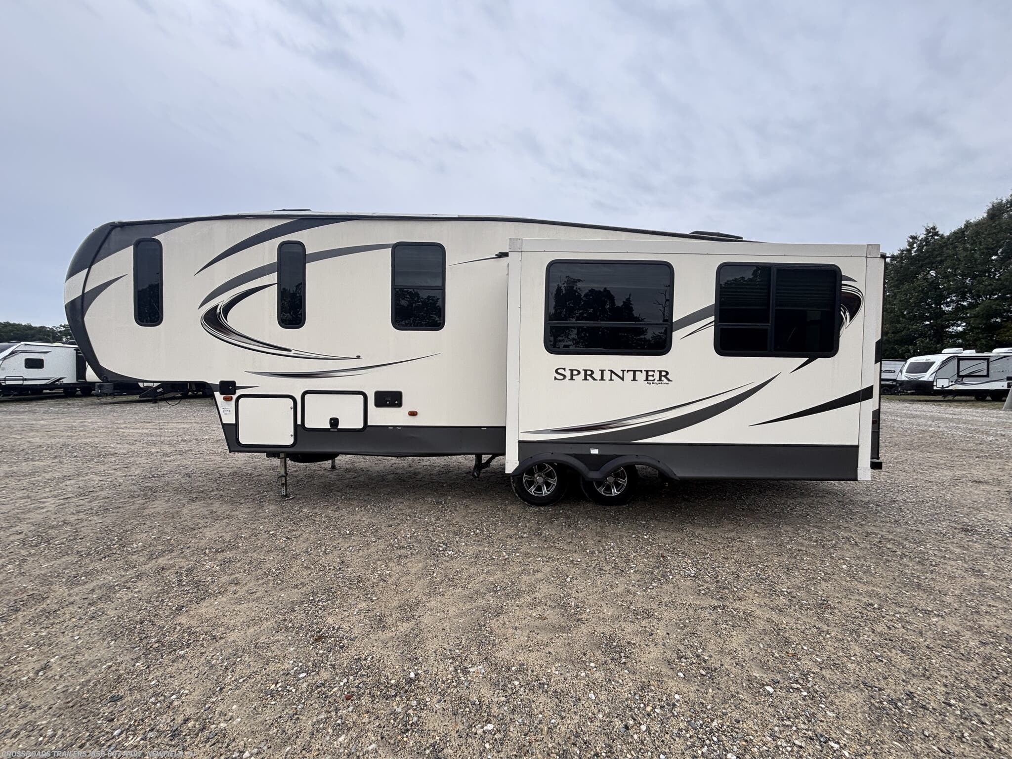 Used 2017 Keystone Sprinter 269FWRLS available in Newfield, New Jersey