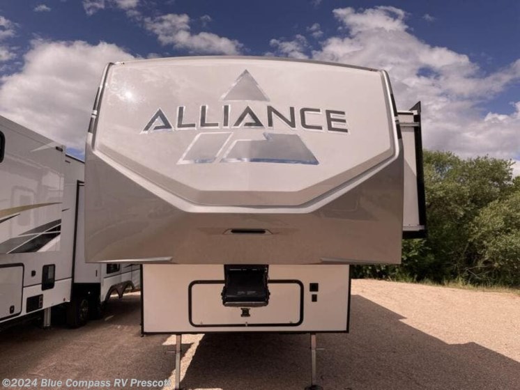 New 2024 Alliance RV Avenue 32RLS available in Prescott, Arizona