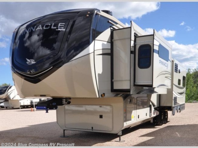 2024 Jayco Pinnacle 36SSWS - New Fifth Wheel For Sale by Blue Compass RV Prescott in Prescott, Arizona
