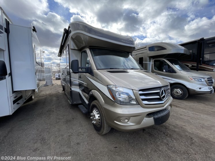 Used 2019 Dynamax Corp isata 3 24FW available in Prescott, Arizona