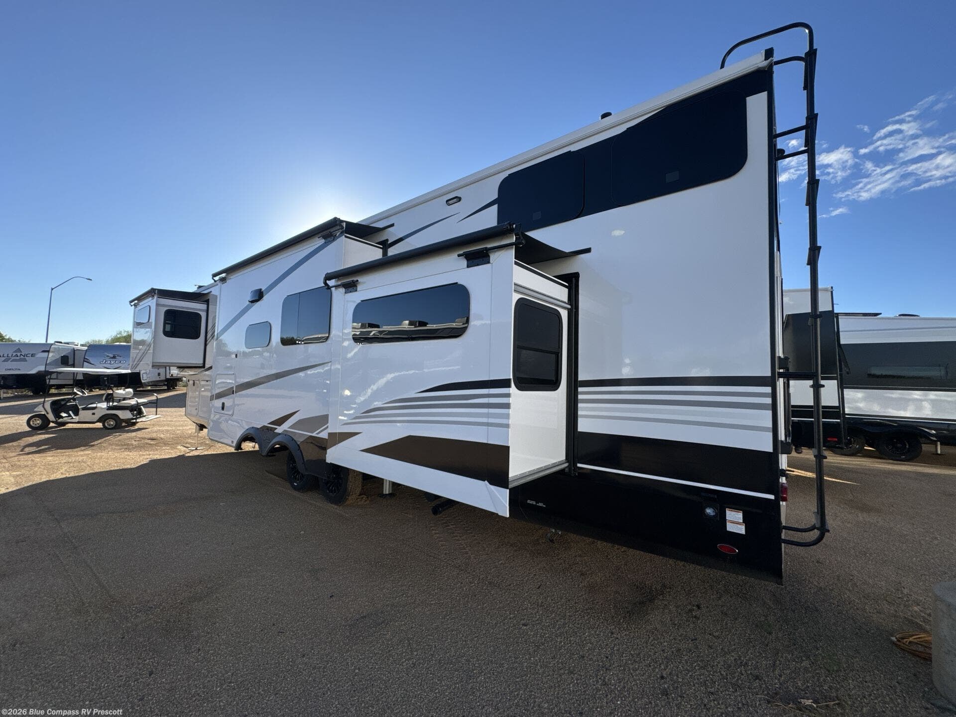 2026 North Point 390CKDS by Jayco from Blue Compass RV Prescott in Prescott, Arizona