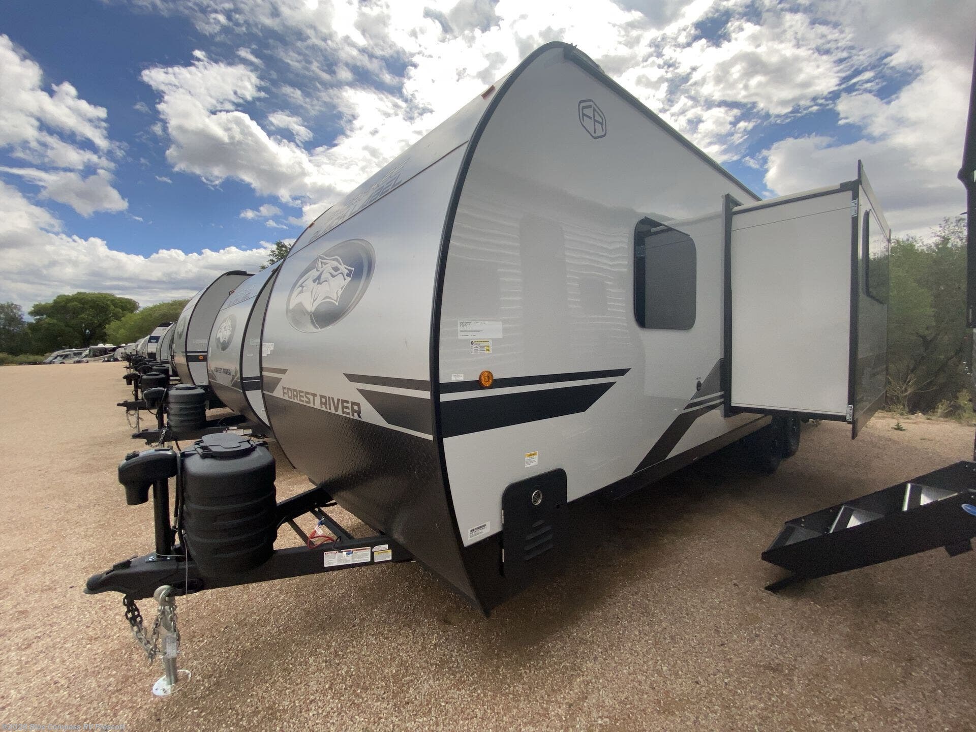 New 2026 Forest River Cherokee Grey Wolf Black Label 23DBHBL available in Prescott, Arizona