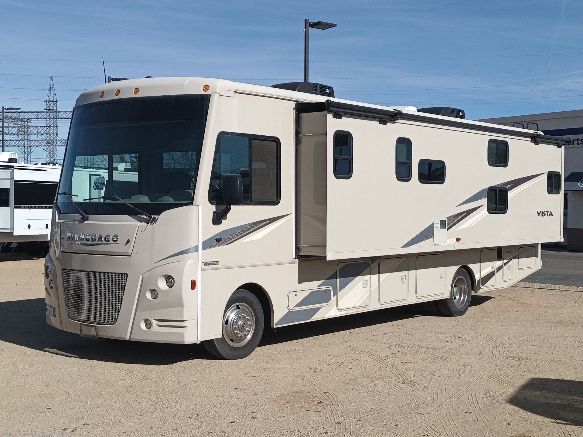 2022 Vista 31B by Winnebago from Blue Compass RV Prescott in Prescott, Arizona
