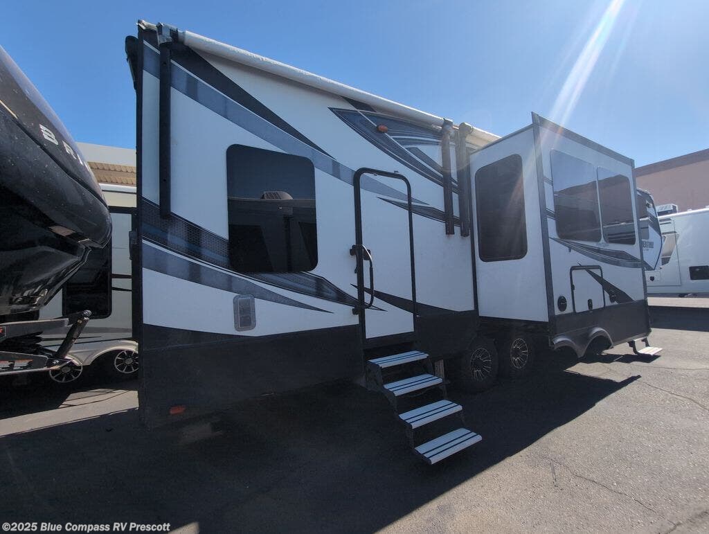 Used 2017 Grand Design Momentum M-Class 350m available in Prescott, Arizona