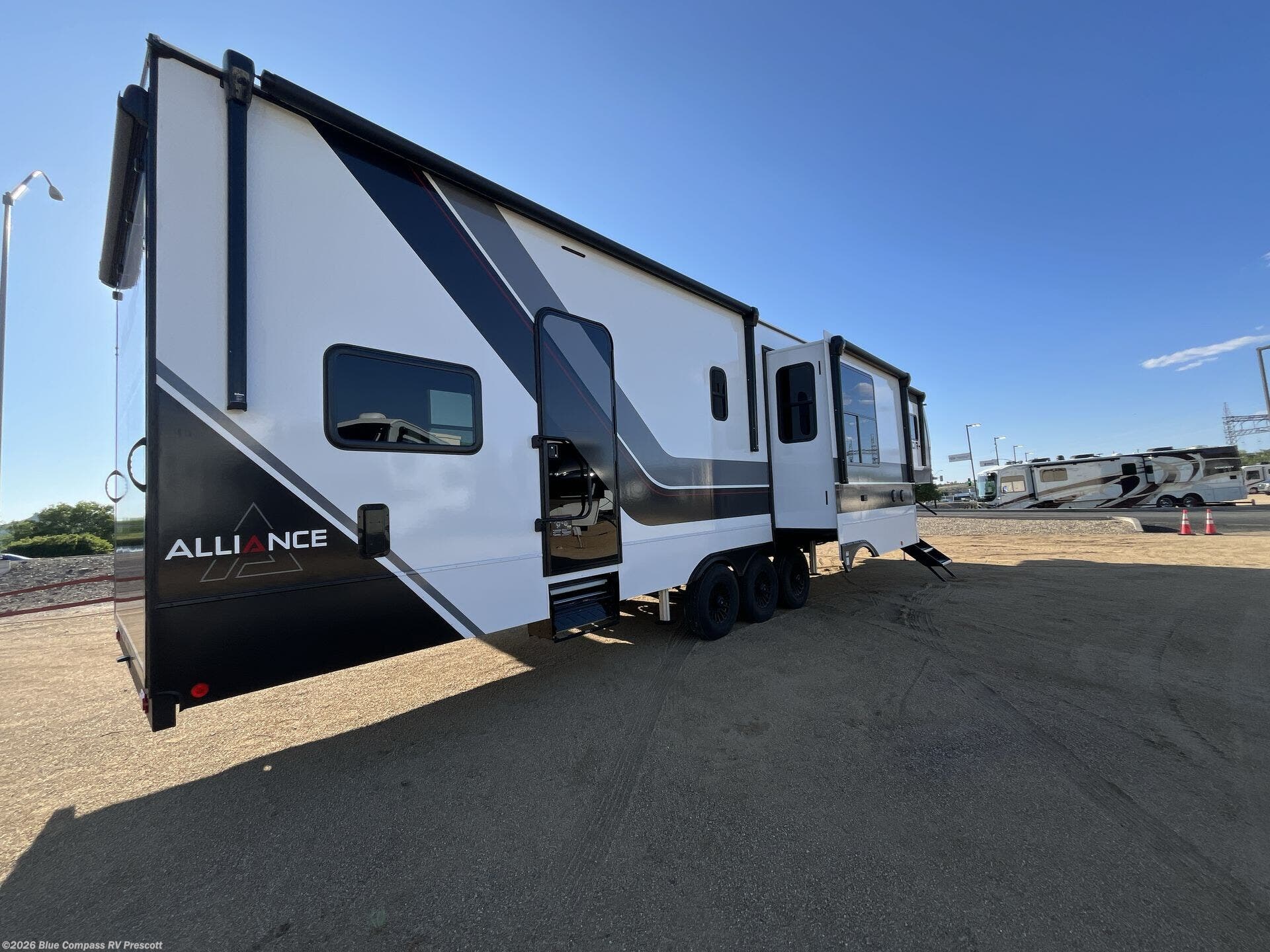 New 2025 Alliance RV Valor 44V14 available in Prescott, Arizona
