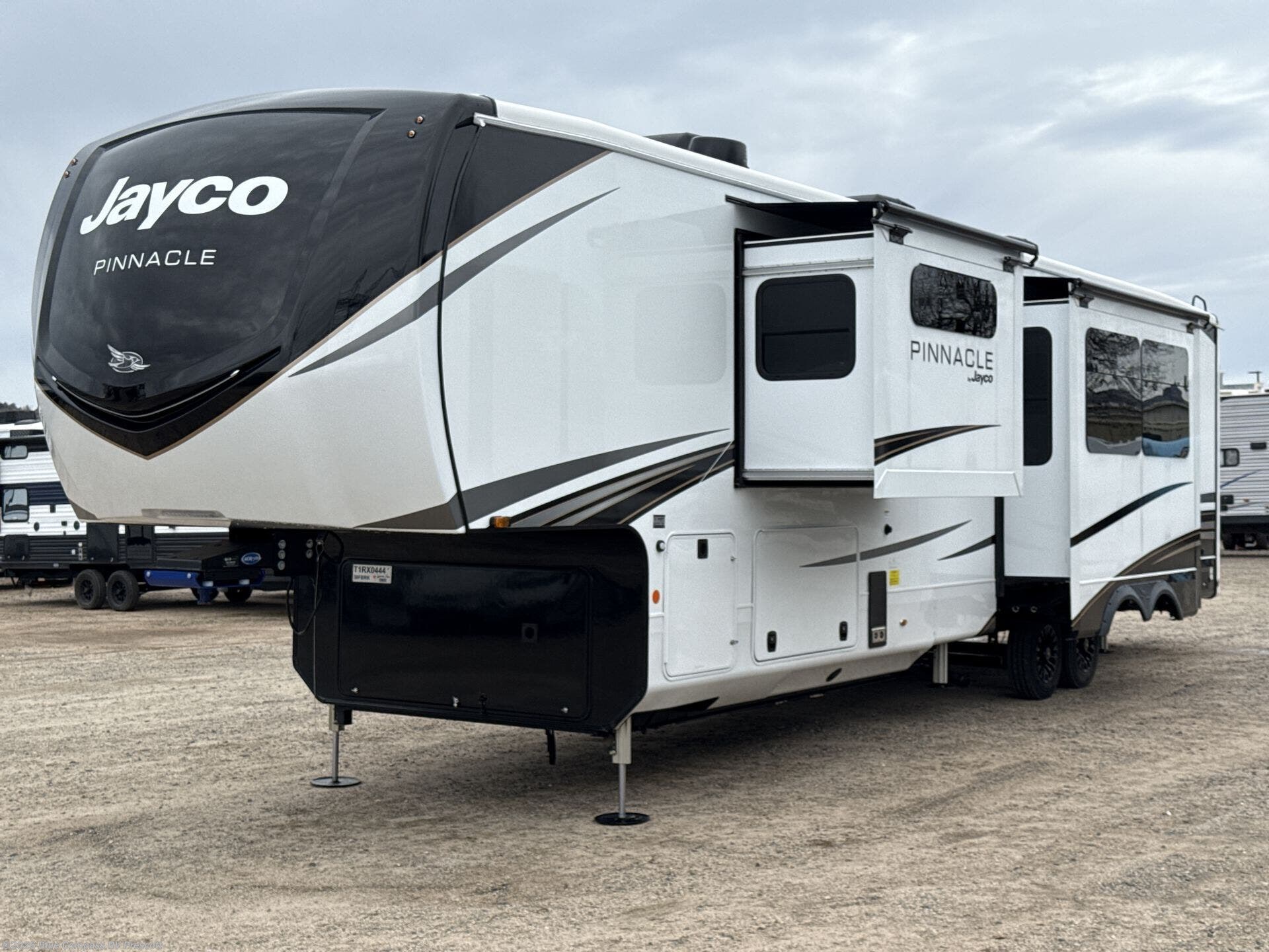 2026 Pinnacle 38FBRK by Jayco from Blue Compass RV Prescott in Prescott, Arizona