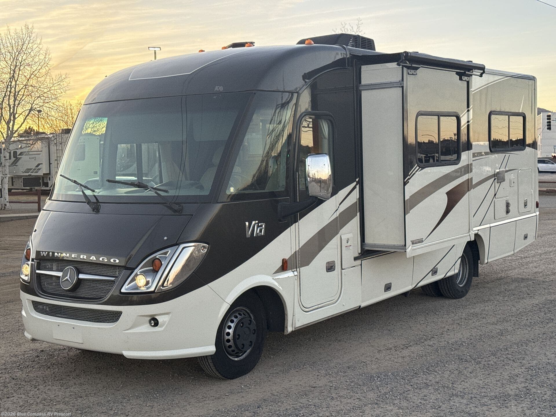 2017 Via 25T by Winnebago from Blue Compass RV Prescott in Prescott, Arizona