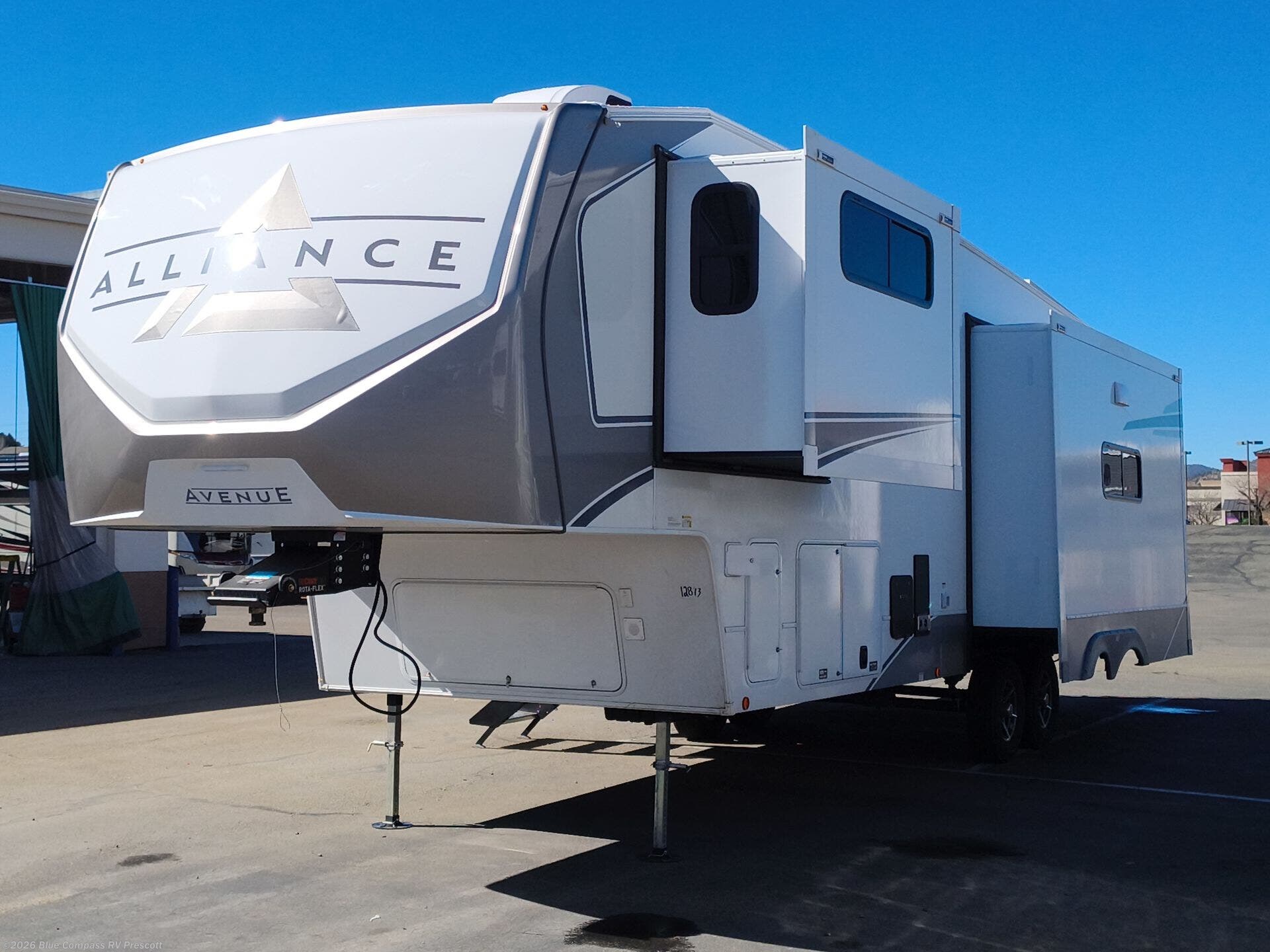 2026 Avenue 32RLS by Alliance RV from Blue Compass RV Prescott in Prescott, Arizona