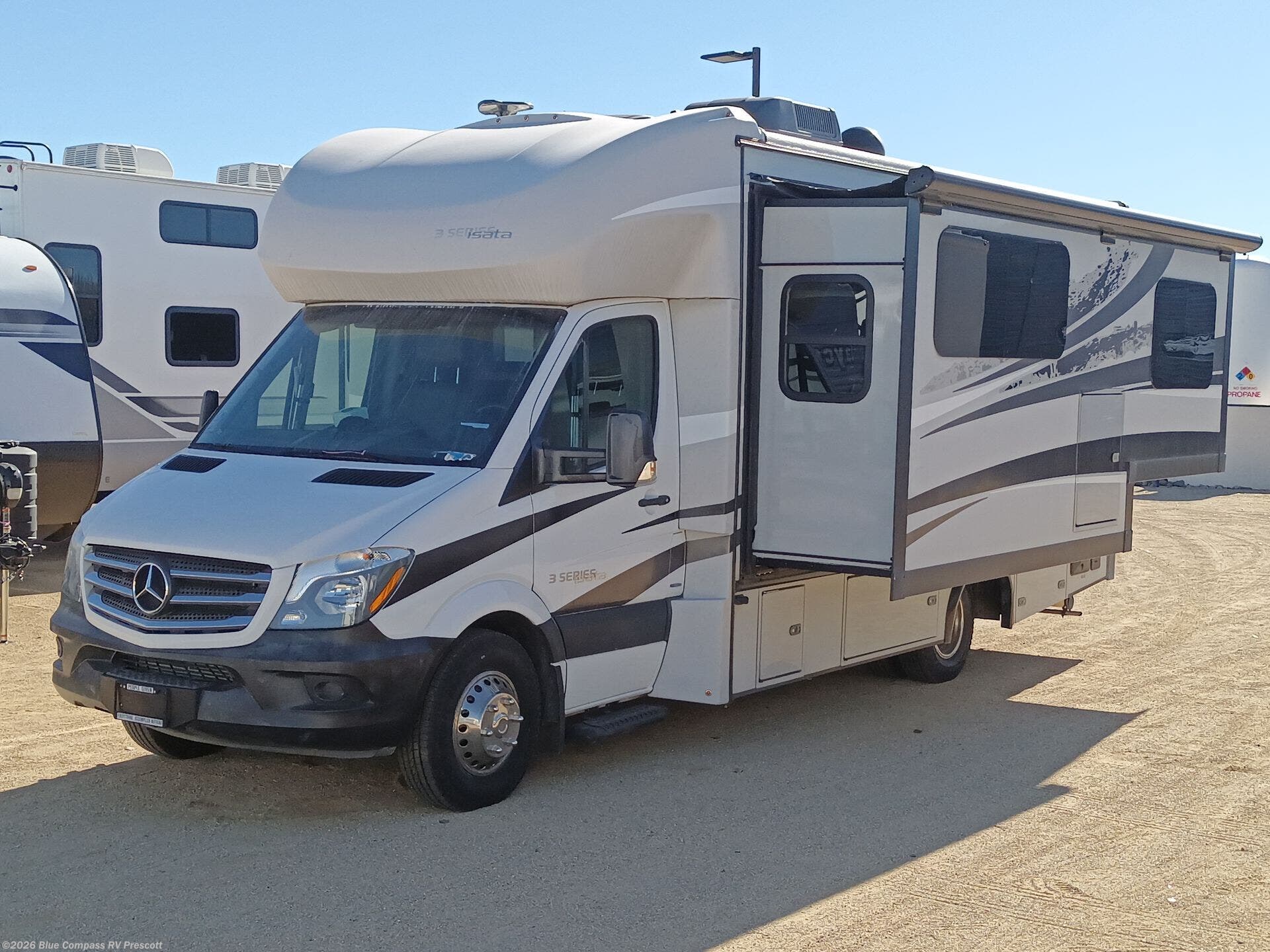 2018 isata 3 24FW by Dynamax Corp from Blue Compass RV Prescott in Prescott, Arizona