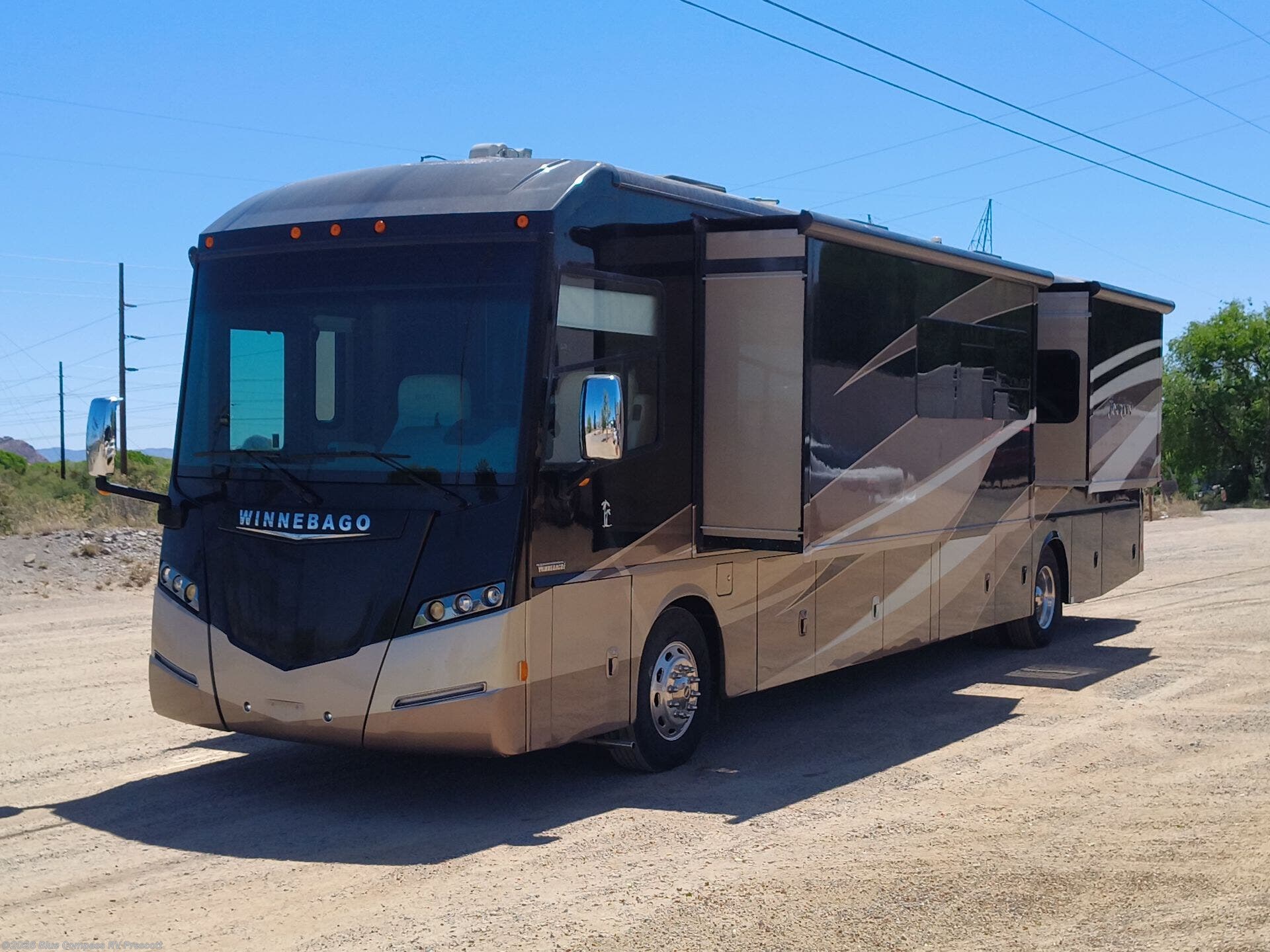 2015 Journey 40R by Winnebago from Blue Compass RV Prescott in Prescott, Arizona