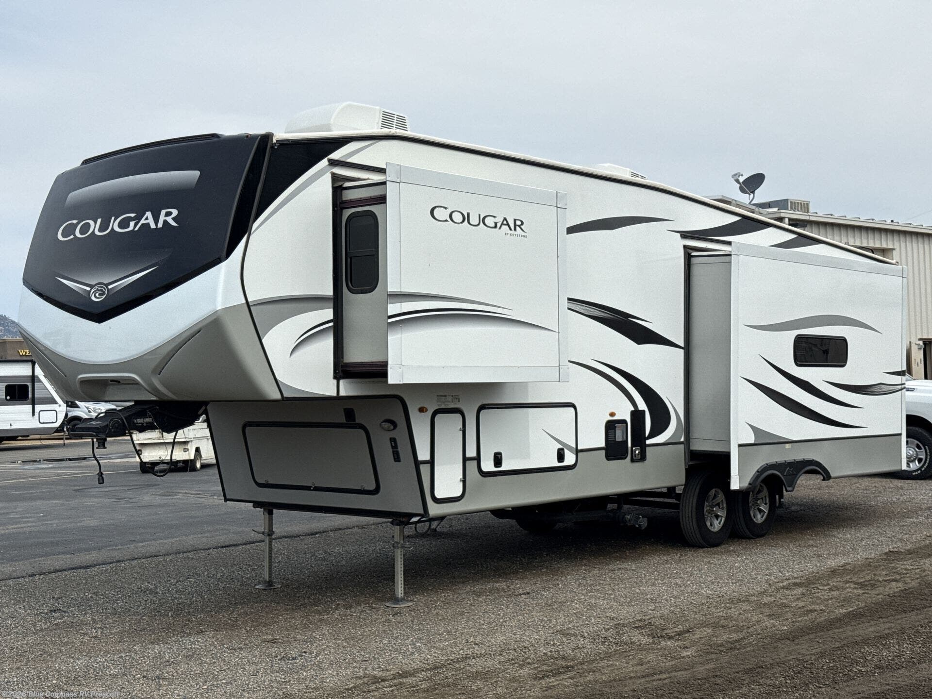 2022 Cougar 316RLS by Keystone from Blue Compass RV Prescott in Prescott, Arizona