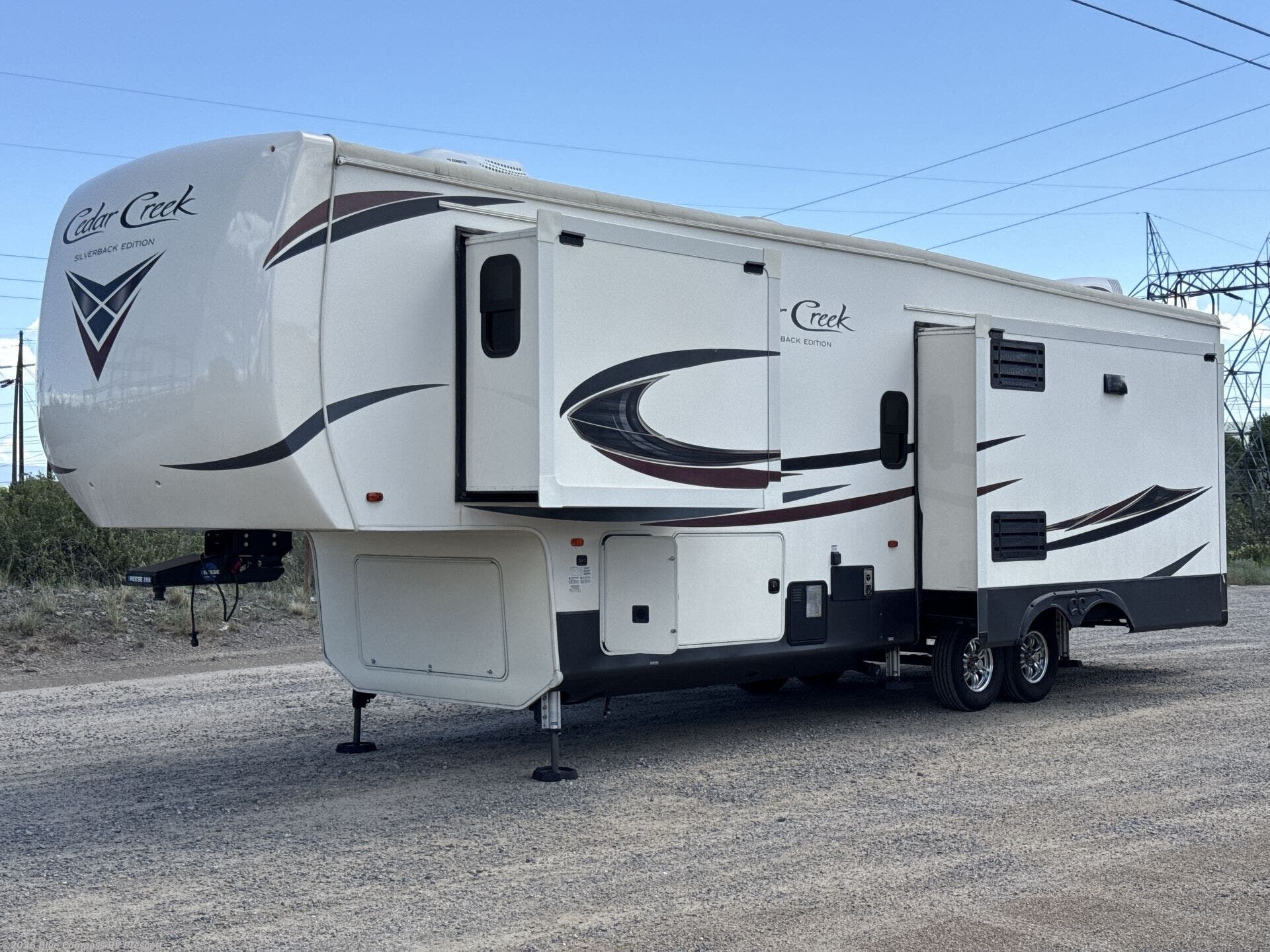 2019 Cedar Creek Silverback 31IK by Forest River from Blue Compass RV Prescott in Prescott, Arizona