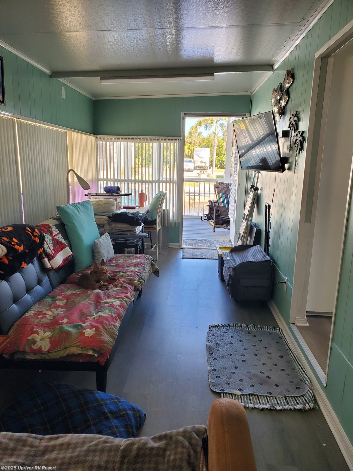 Used 1993 Chariot available in North Fort Myers, Florida