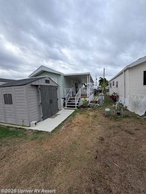 Used 1998 Chariot available in North Fort Myers, Florida