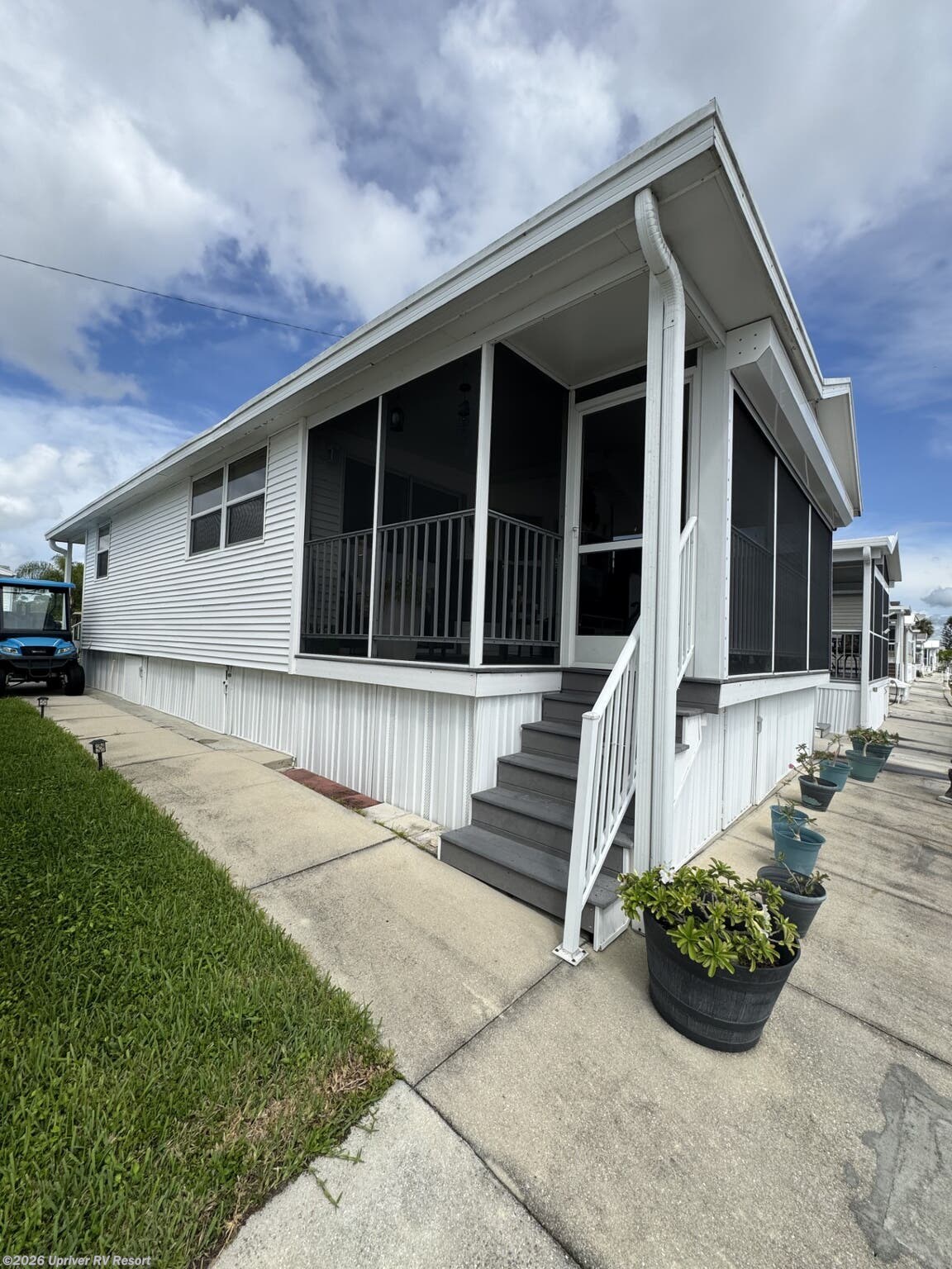 Used 2004 Chariot available in North Fort Myers, Florida